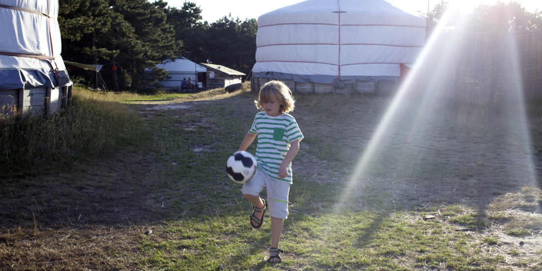 kontakt yurts